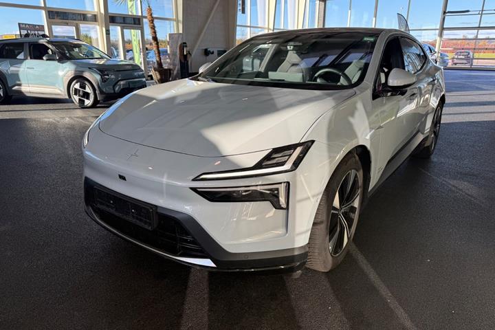 Sølv Polestar 4 fra 2026