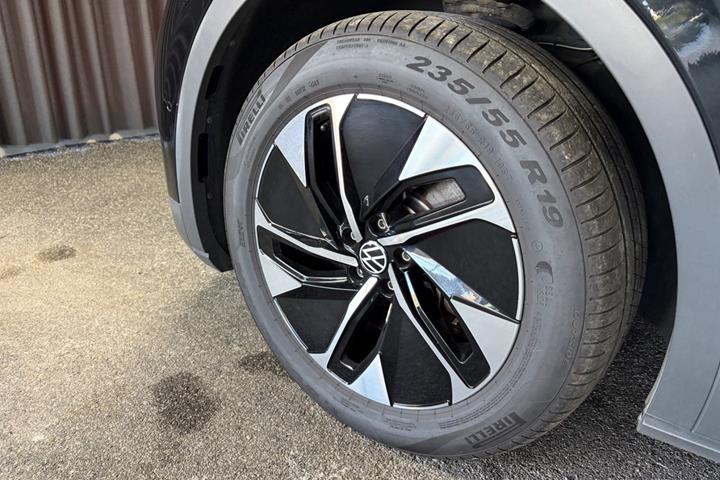 Sort VW ID.4 fra 2023
