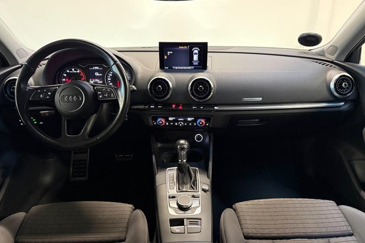 Sort Audi A3 fra 2019