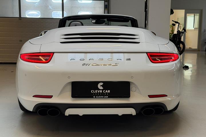 Hvid Porsche 911 Carrera S fra 2012