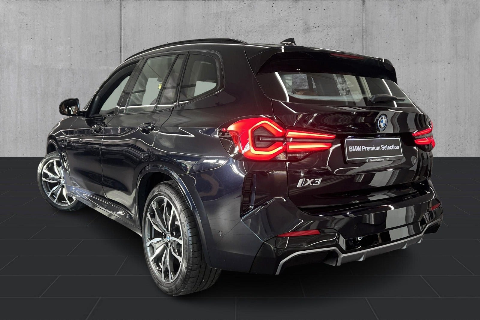 Sort BMW iX3 fra 2022
