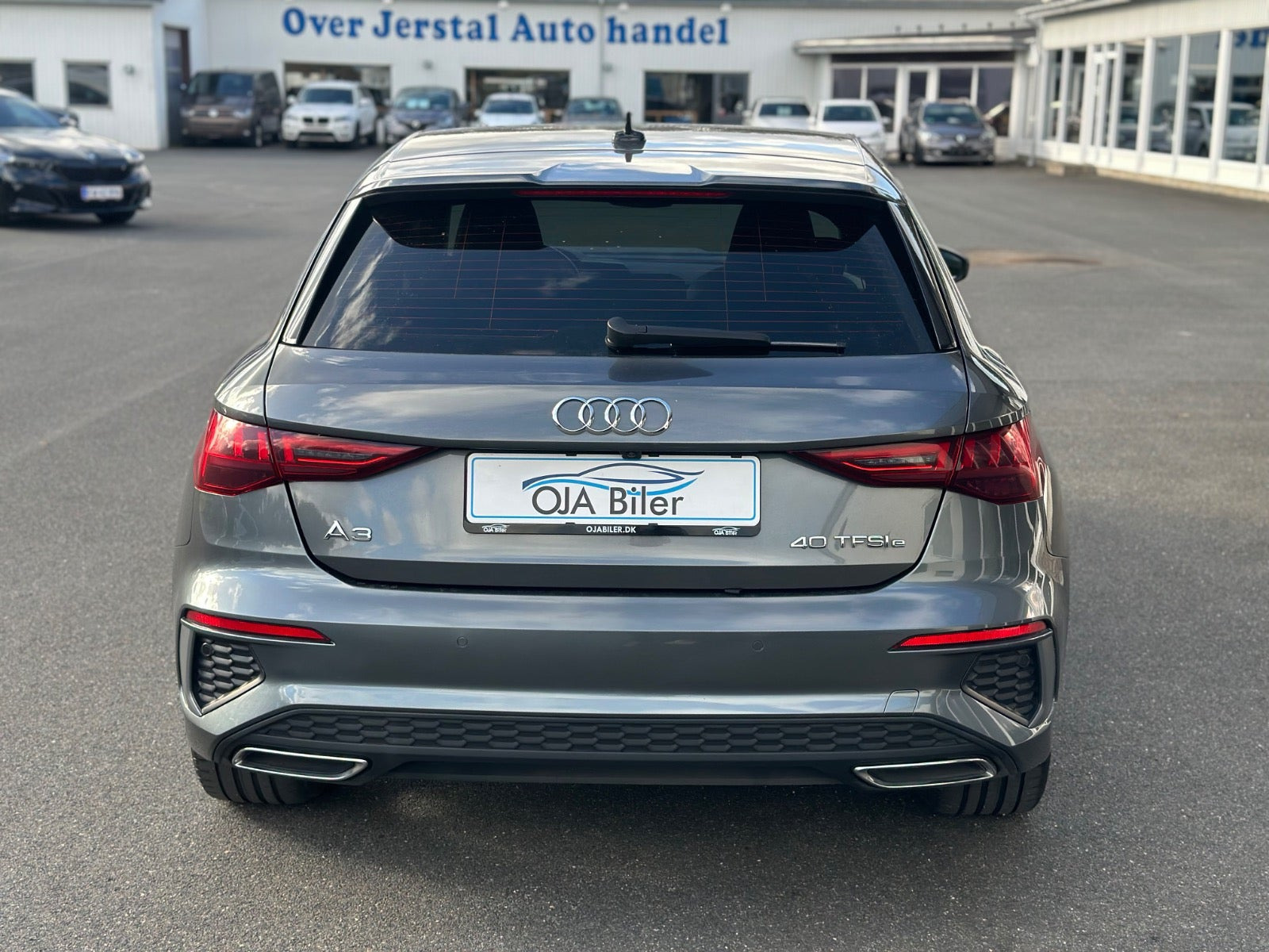 Grå Audi A3 fra 2020