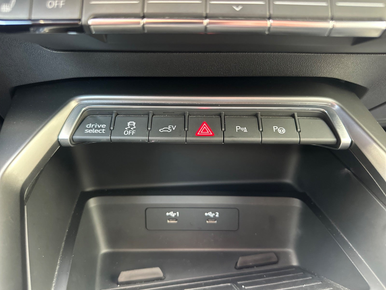 Grå Audi A3 fra 2020