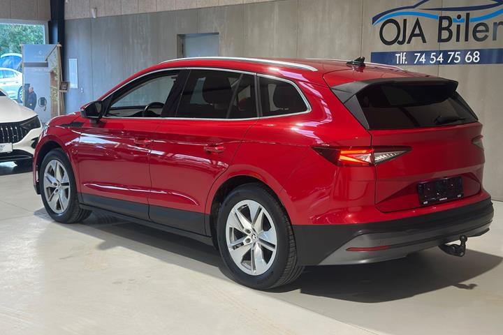 Rød Skoda Enyaq fra 2021