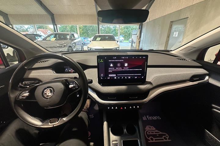 Rød Skoda Enyaq fra 2021