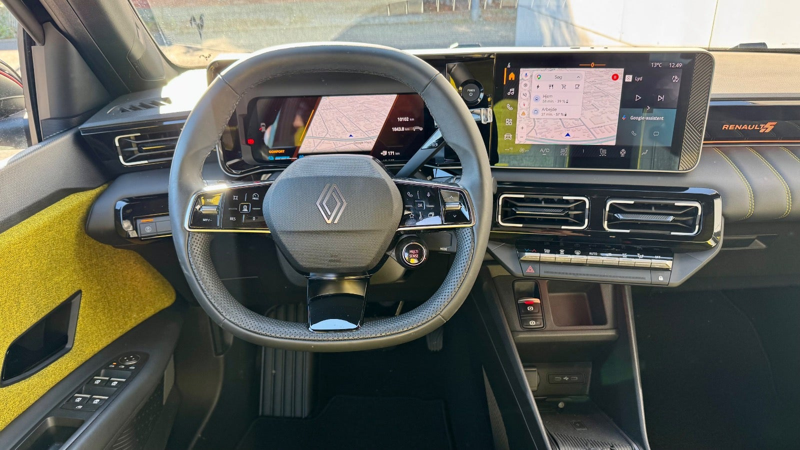 Sort Renault 5 E-Tech fra 2026