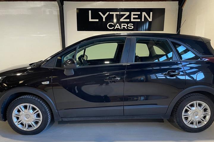 Sort Opel Crossland X fra 2020