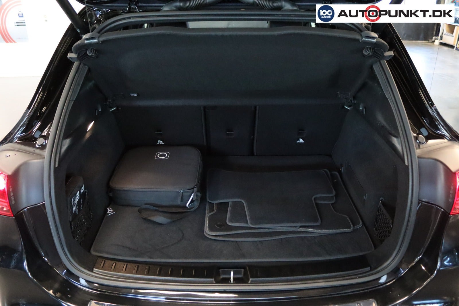 Sort Mercedes EQA250+ fra 2024