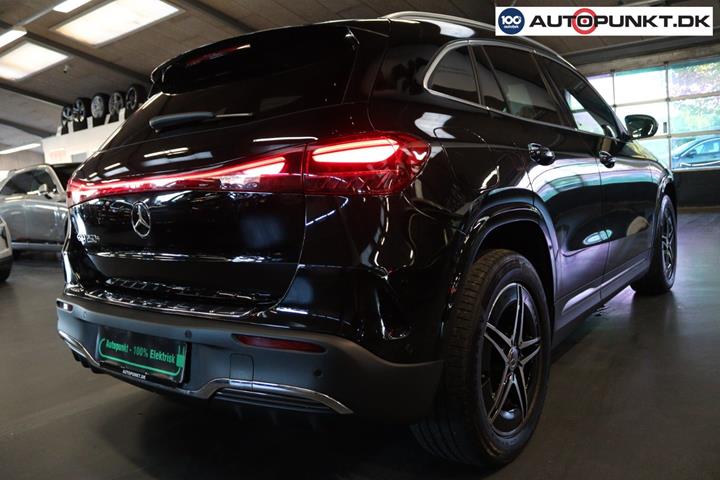 Sort Mercedes EQA250+ fra 2024