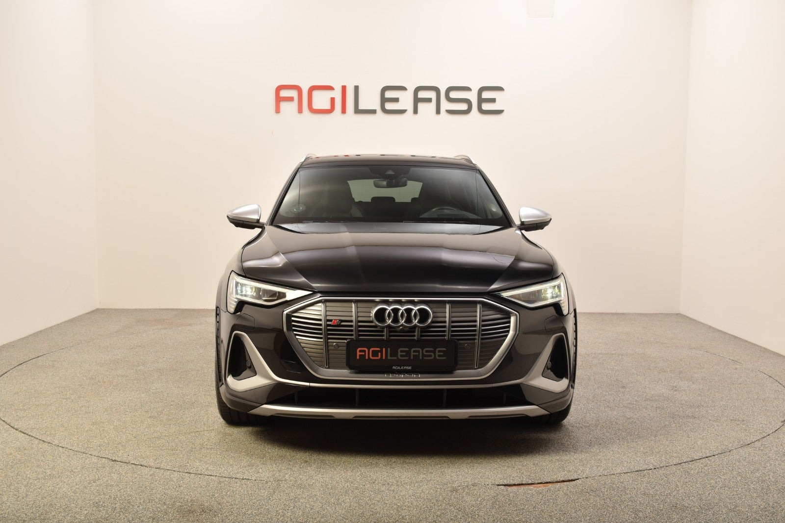 Sort Audi e-tron S fra 2021