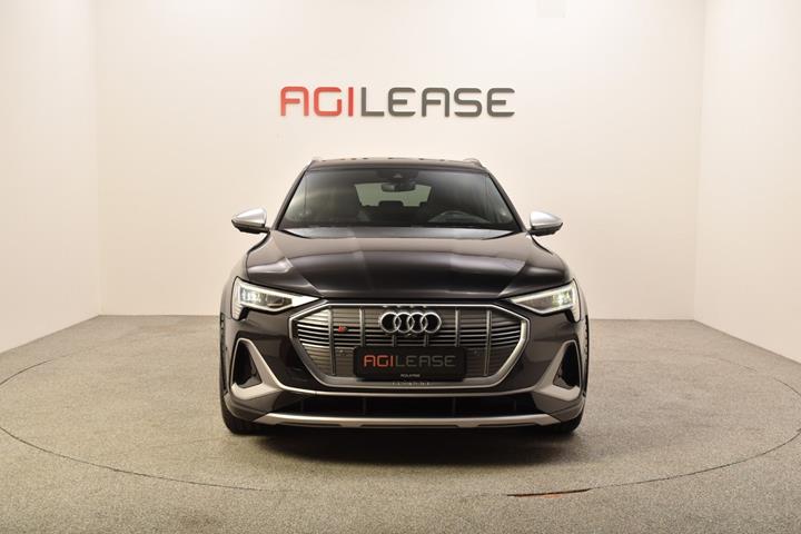 Sort Audi e-tron S fra 2021