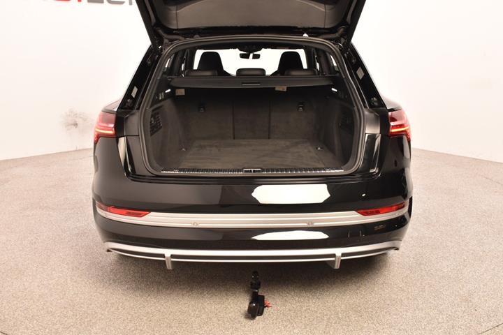 Sort Audi e-tron S fra 2021
