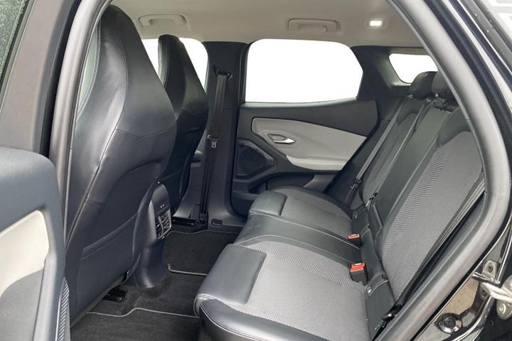 Sort Ford Explorer fra 2025