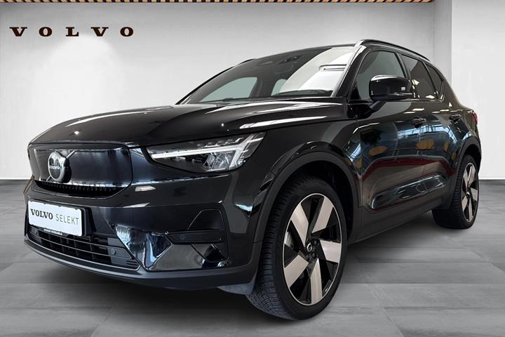 Sort Volvo XC40 fra 2024