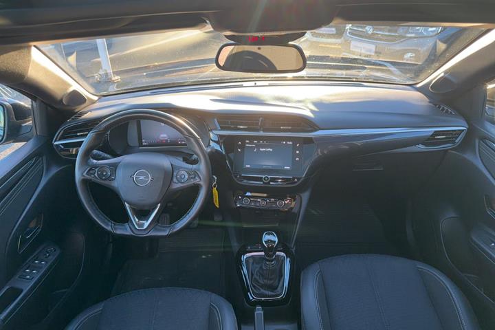 Sort Opel Corsa fra 2022