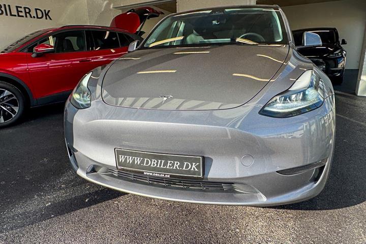 undefined Tesla Model Y fra 2023