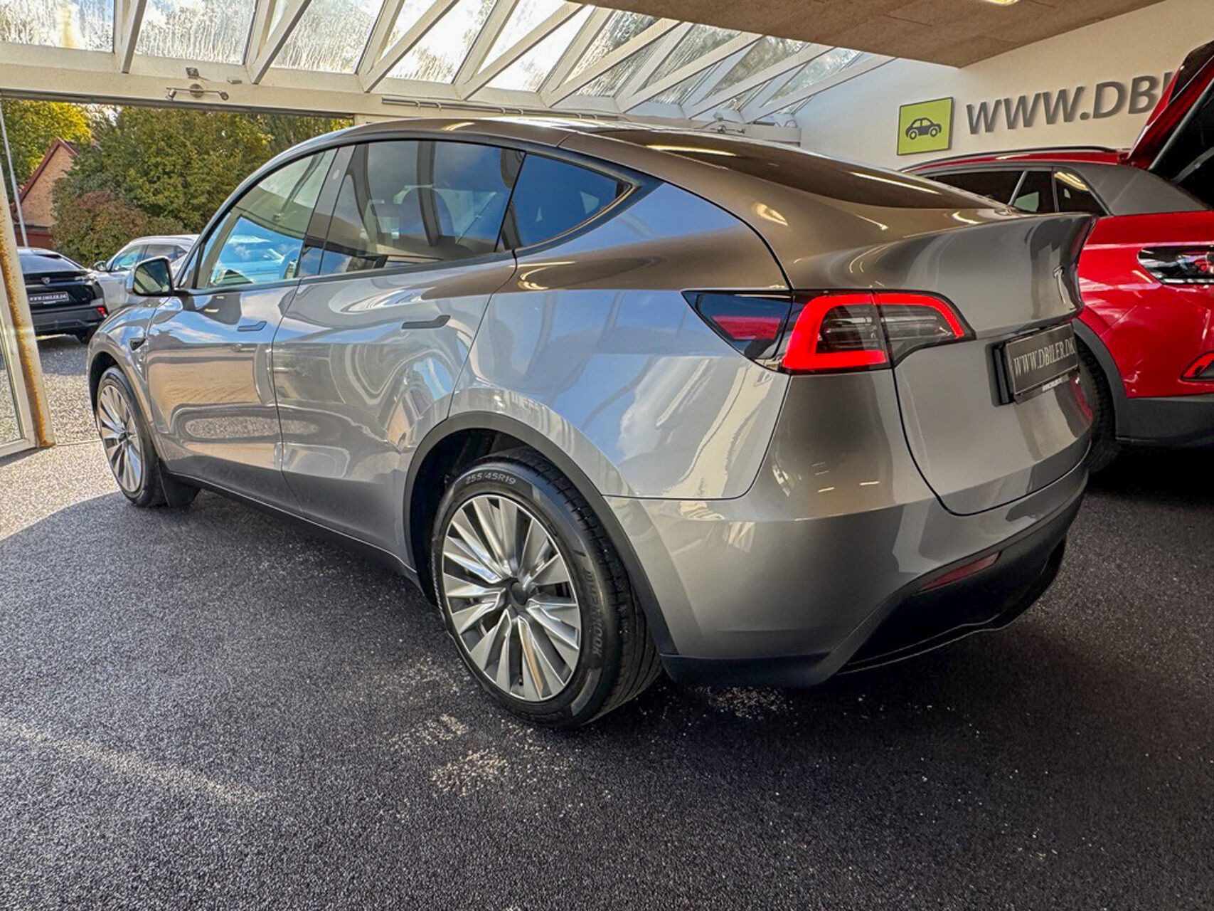 undefined Tesla Model Y fra 2023