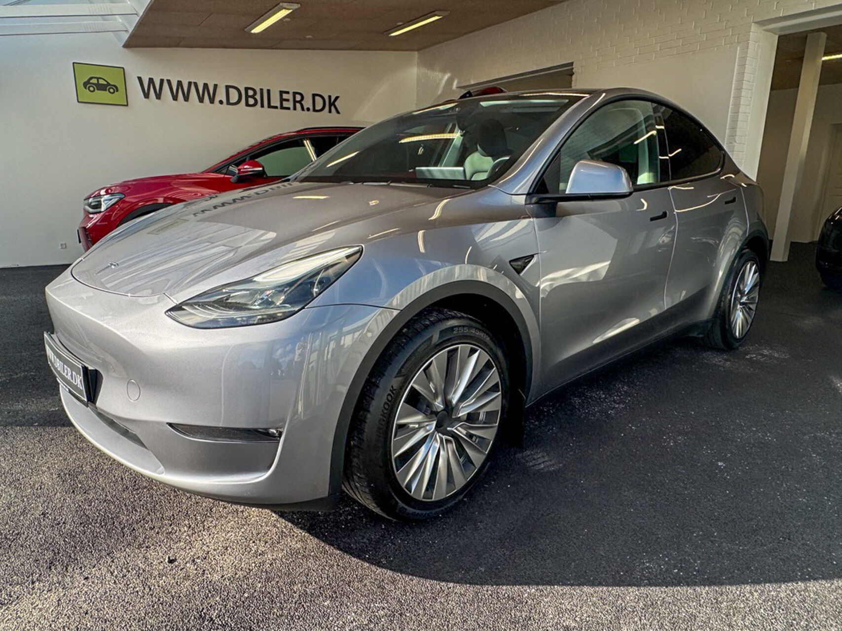 undefined Tesla Model Y fra 2023