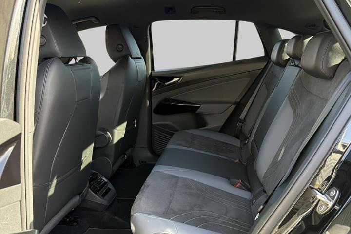 Sort VW ID.5 fra 2023