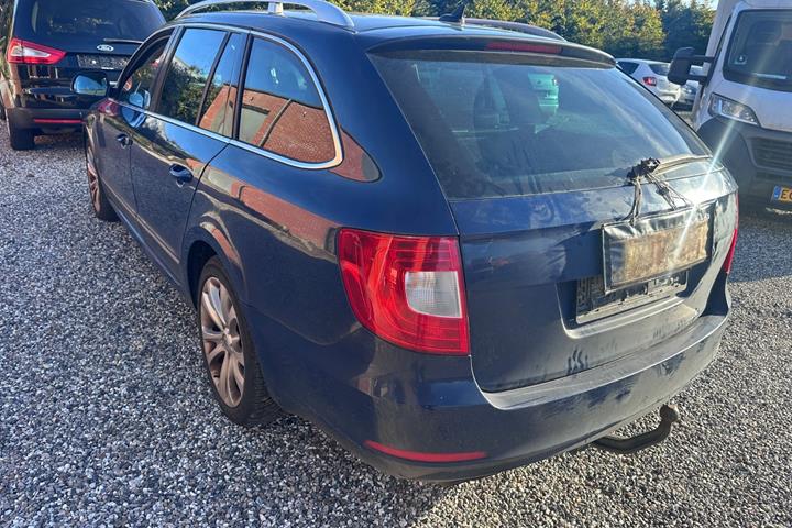 undefined Skoda Superb fra 2012