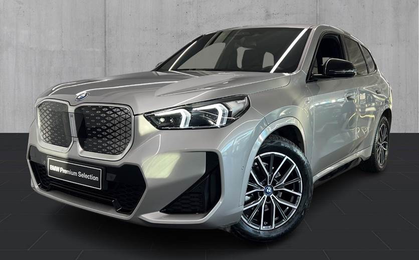 BMW iX1 eDrive20 M-Sport