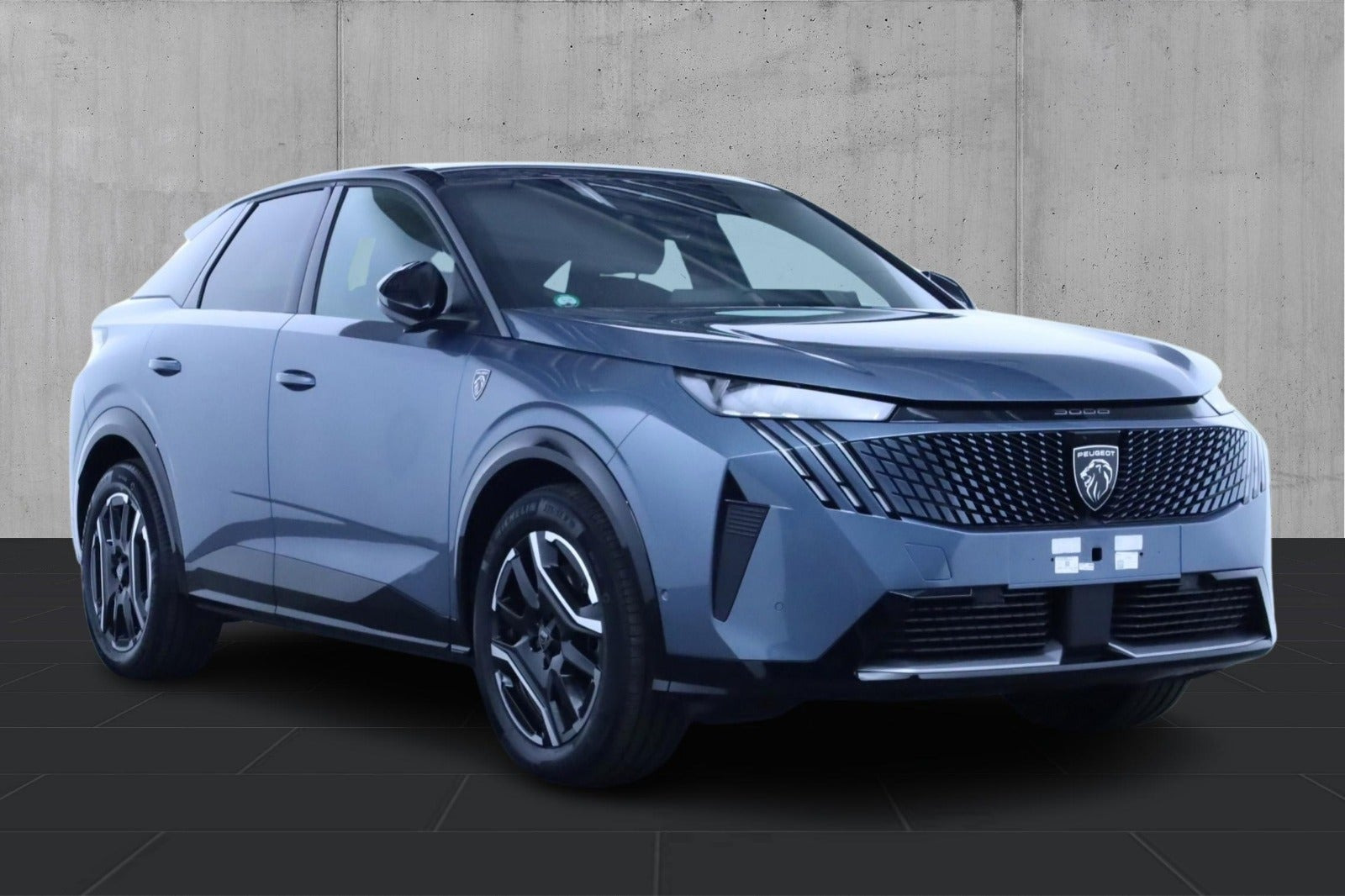 Sort Peugeot e-3008 fra 2025