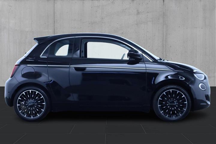 Sort Fiat 500e fra 2023