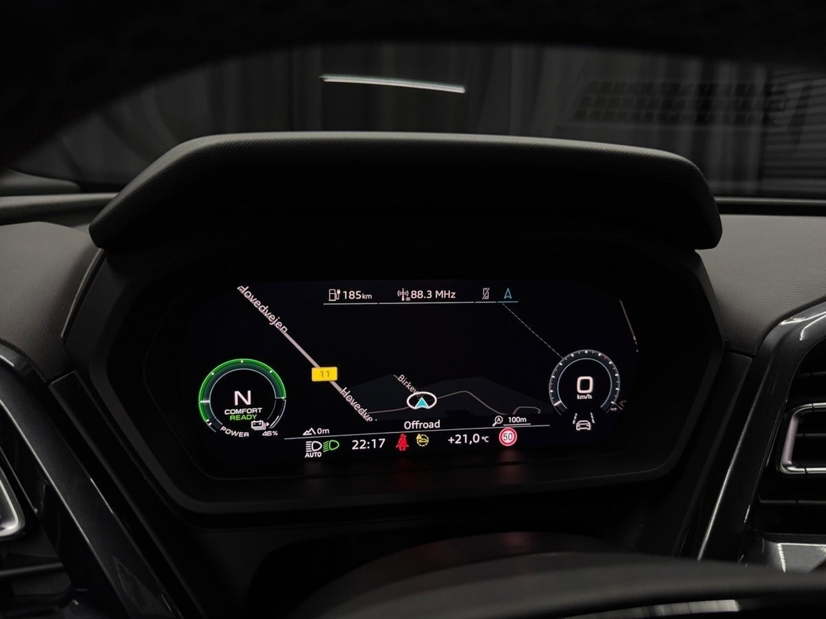 Grå Audi Q4 e-tron fra 2024