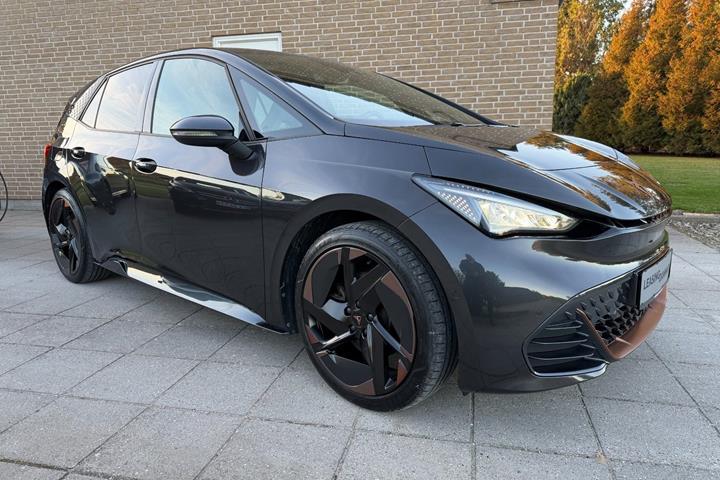 Grå Cupra Born fra 2022