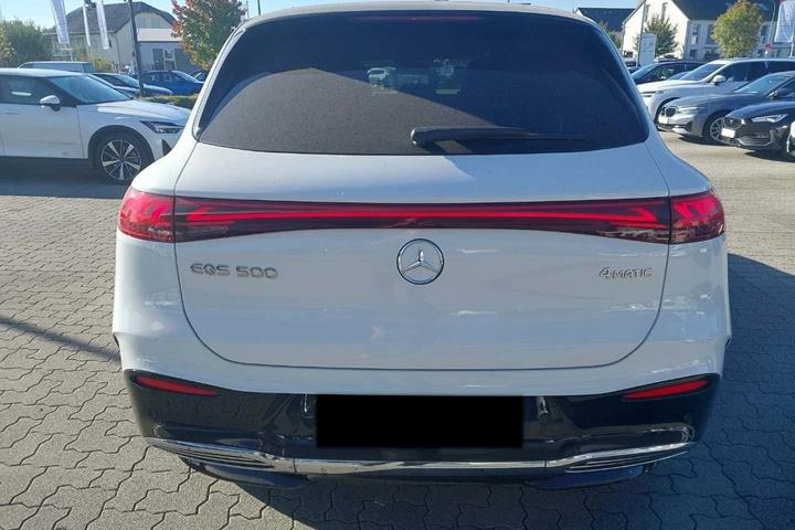 Hvid Mercedes EQS500 fra 2024