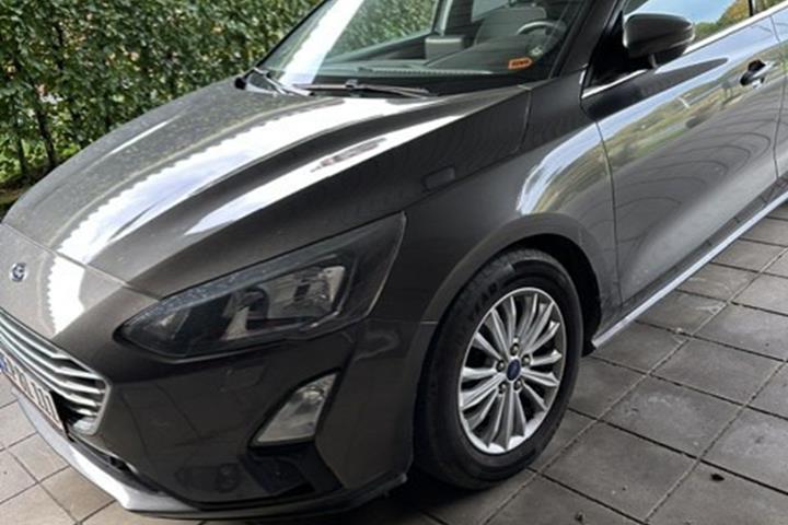 Grå Ford Focus fra 2020