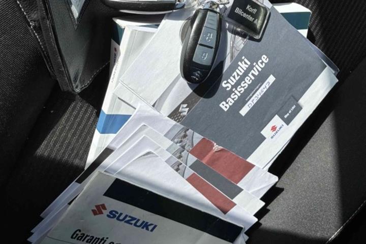 Sølv Suzuki SX4 S-Cross fra 2017