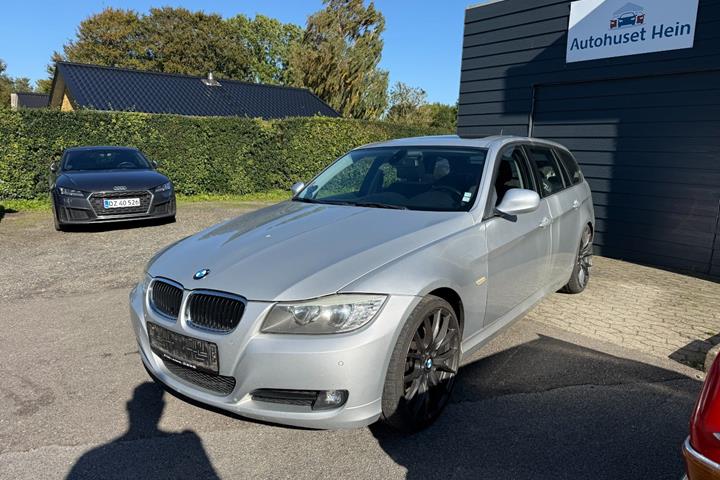Sølv BMW 320d fra 2010