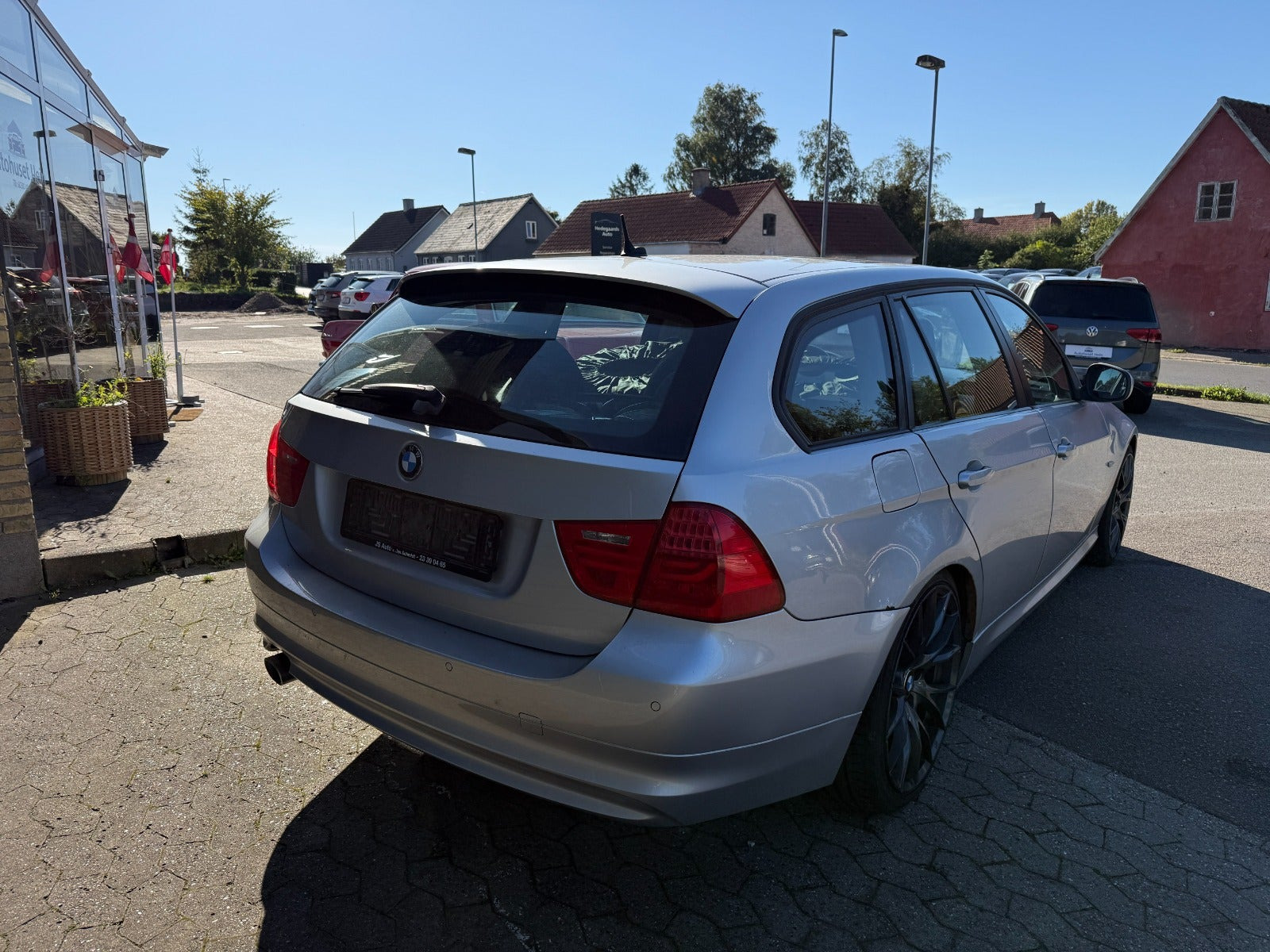 Sølv BMW 320d fra 2010