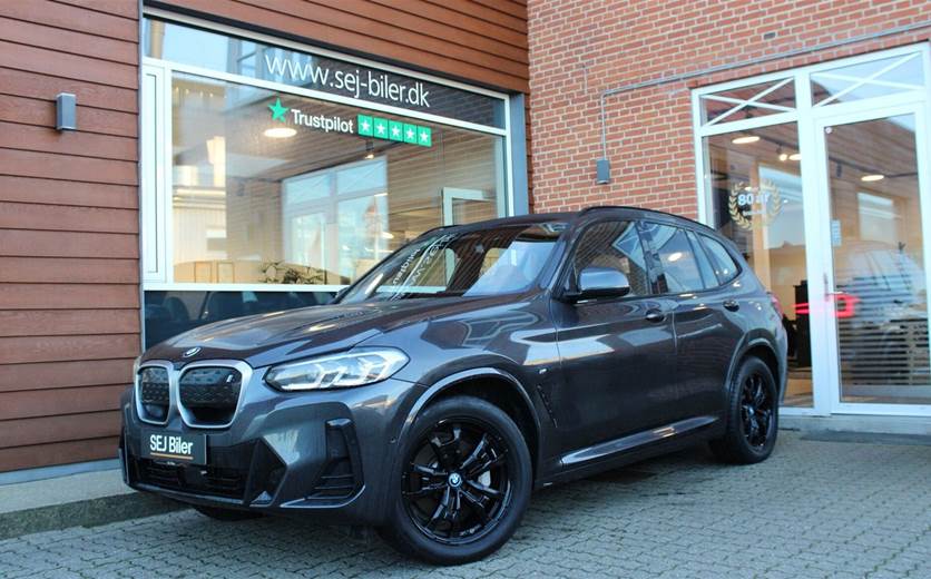 BMW iX3 Charged M-Sport