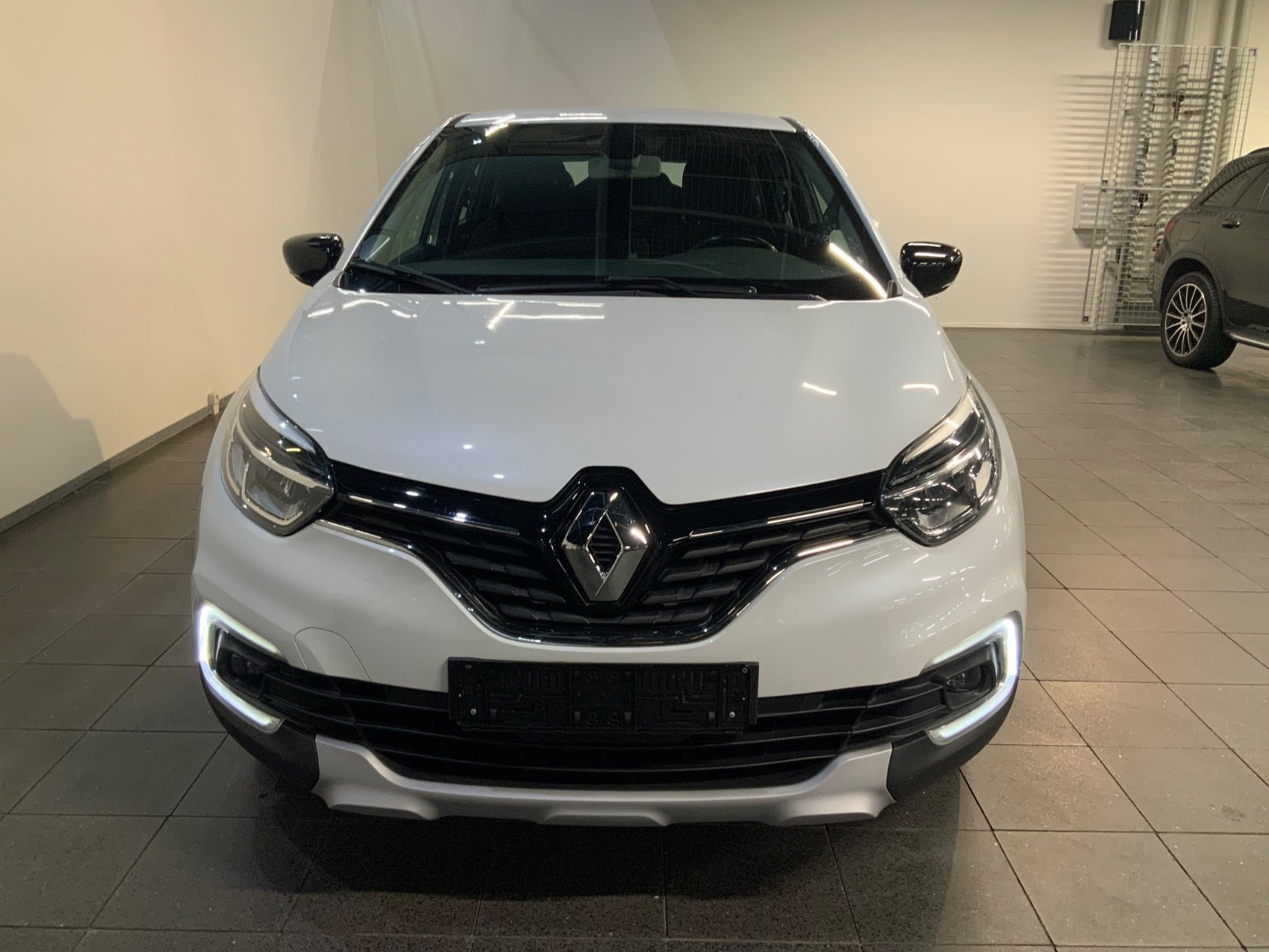 Hvid Renault Captur fra 2017