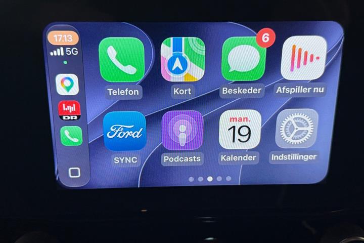 Grå Ford EcoSport fra 2018