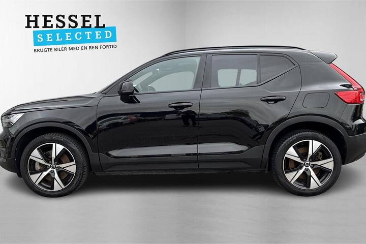 Sort Volvo XC40 fra 2022