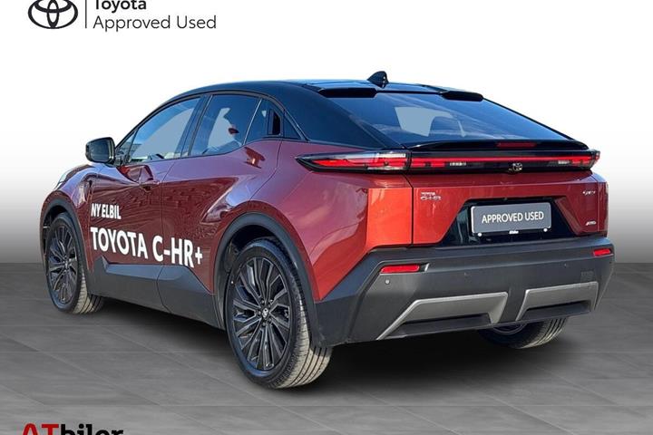 Blå Toyota C-HR+ fra 2026