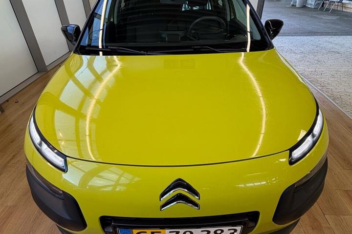Gul Citroën C4 Cactus fra 2015