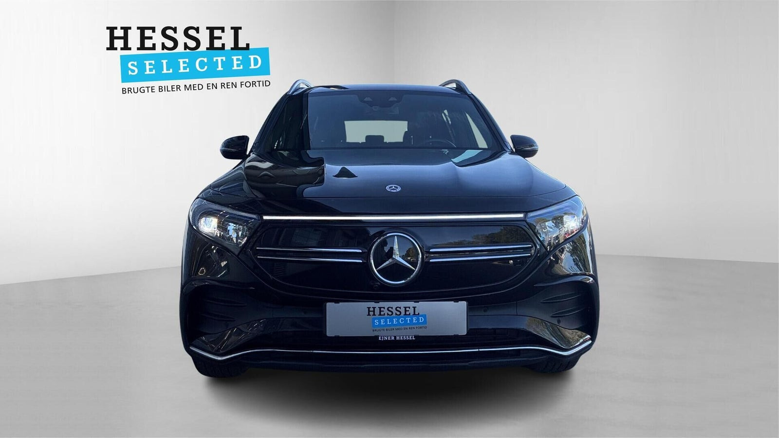 Sort Mercedes EQB250 fra 2023