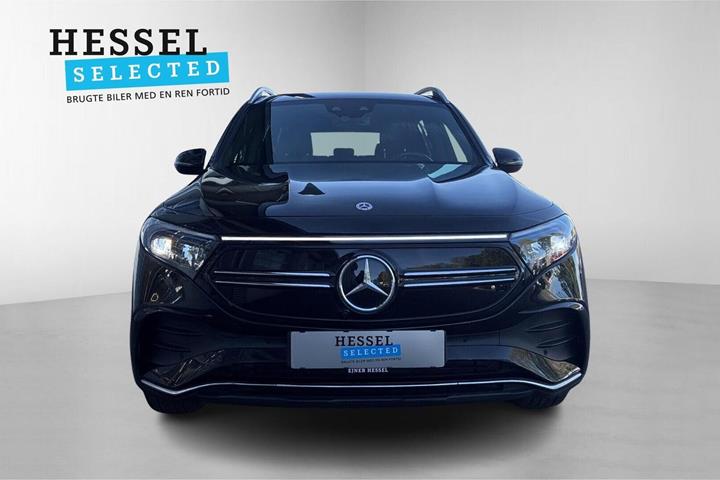 Sort Mercedes EQB250 fra 2023