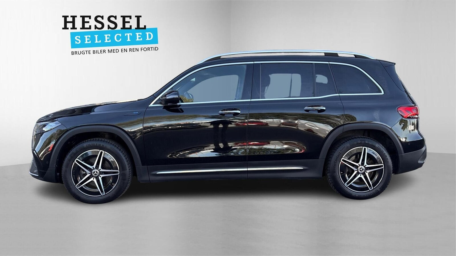 Sort Mercedes EQB250 fra 2023