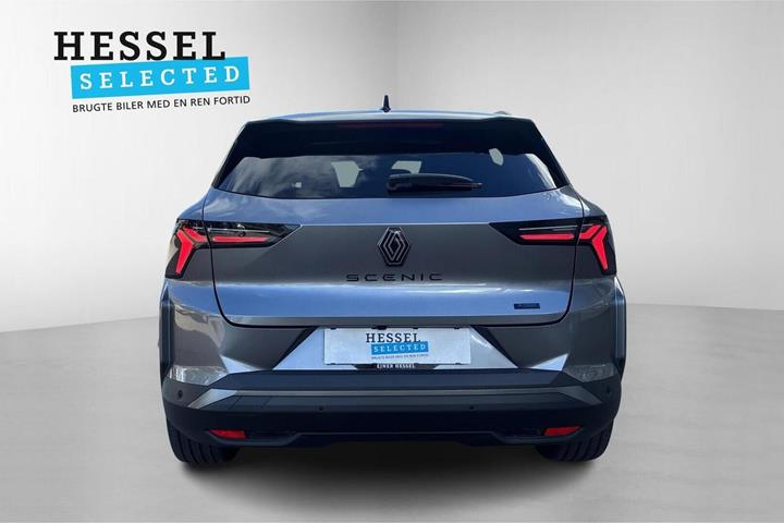 Sort Renault Scenic E-Tech fra 2026