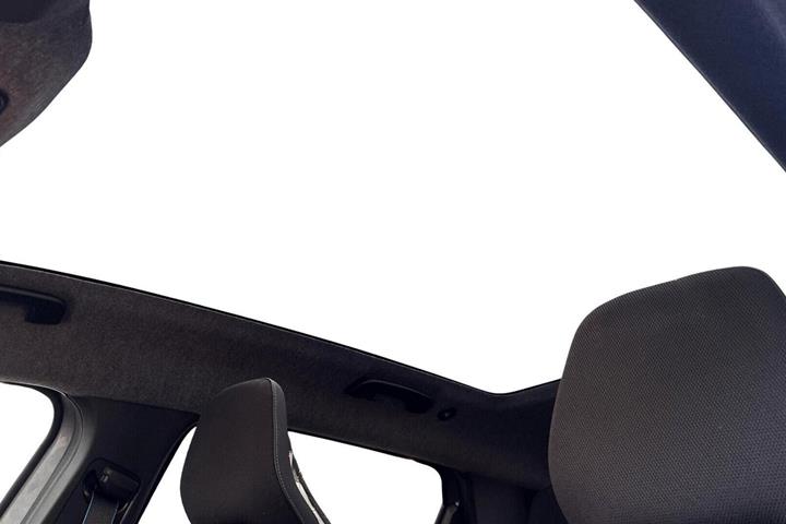 Sort Renault Scenic E-Tech fra 2026