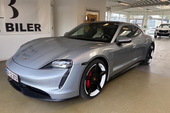 Sølv Porsche Taycan 4S fra 2021