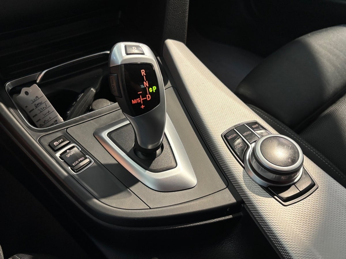 undefined BMW 320d fra 2019