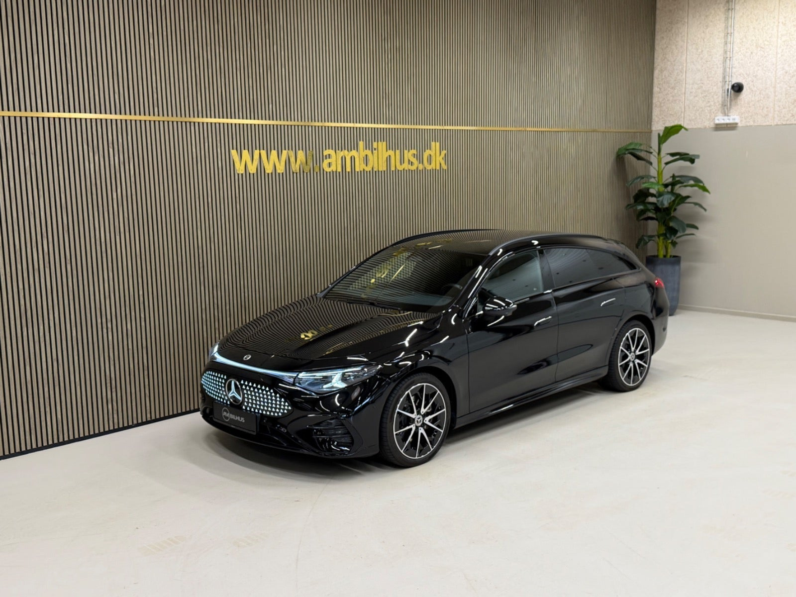 Sort Mercedes CLA250+ fra 2026