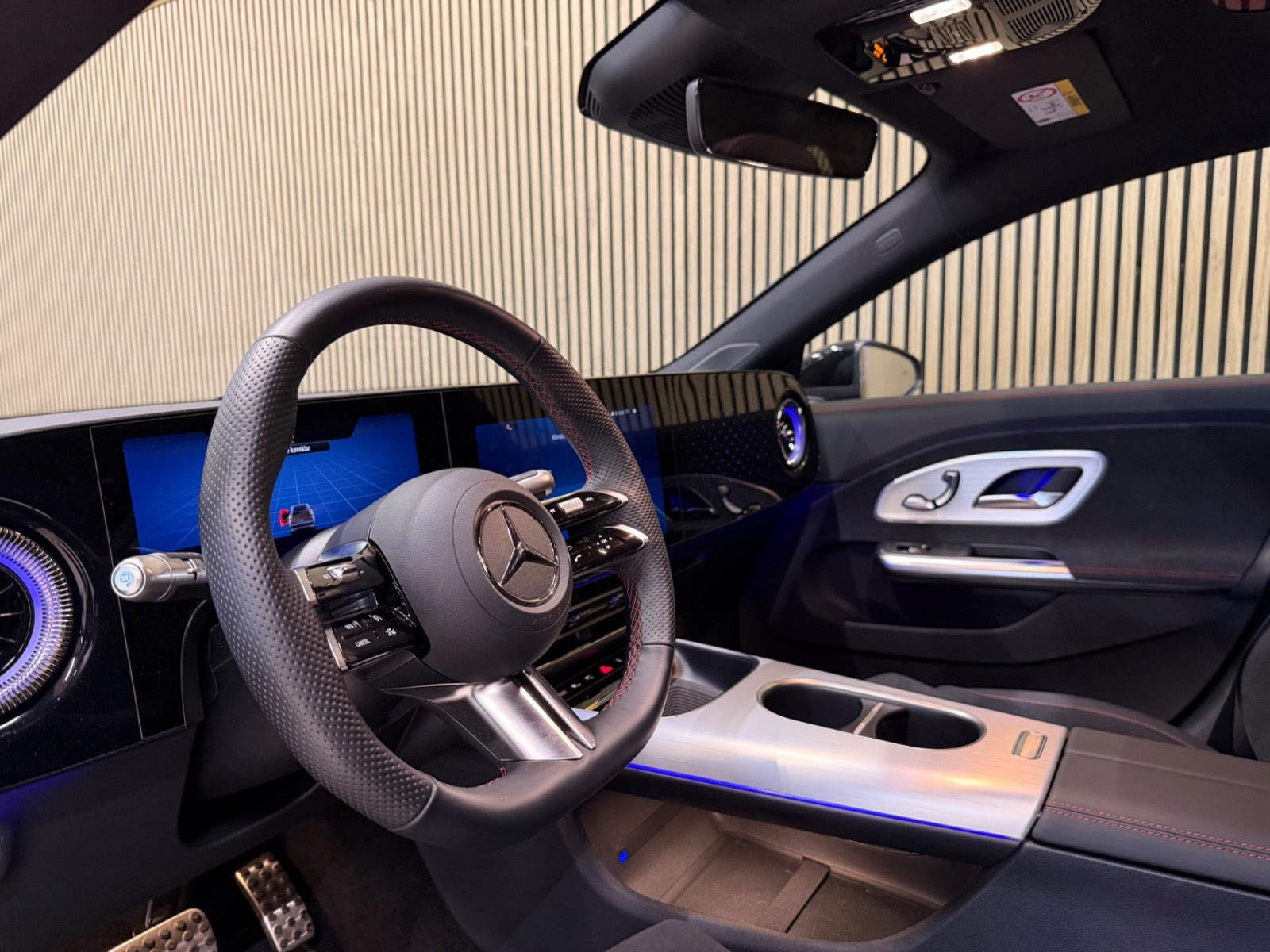 Sort Mercedes CLA250+ fra 2026