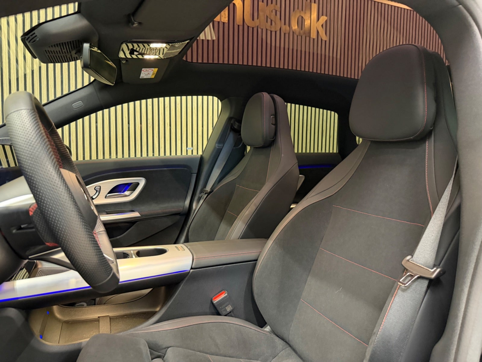Sort Mercedes CLA250+ fra 2026